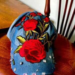 Roses and bling denim cap ❤️🌹🕵️‍♀️